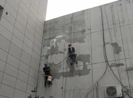 阆中楼顶漏水维修公司分享下阆中外墙防水的注意事项